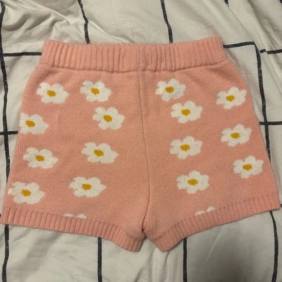 Altar’d State Pink Daisy Knit Shorts - Picture 4 of 8